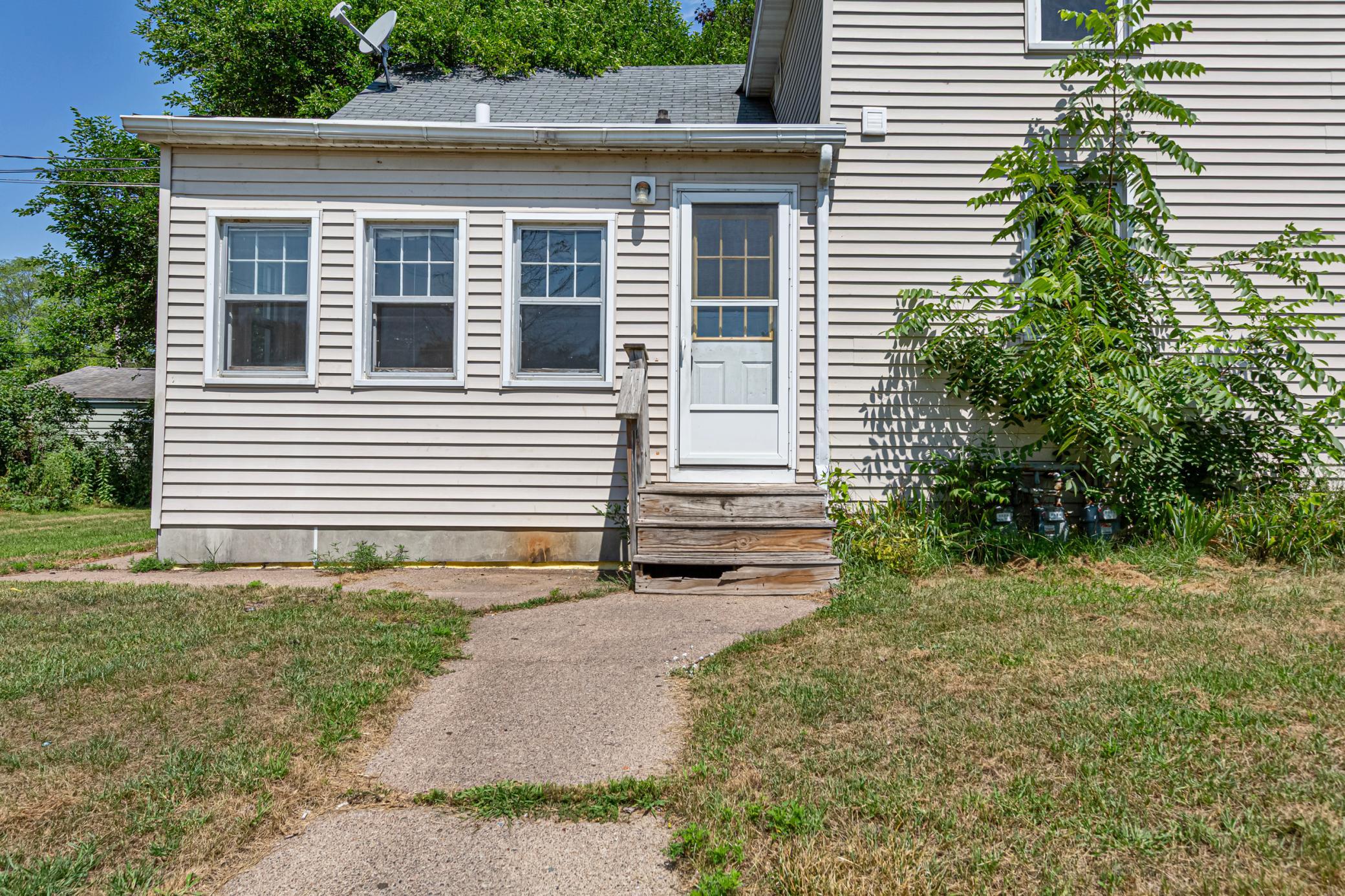 Residential Income in Eau Claire 5