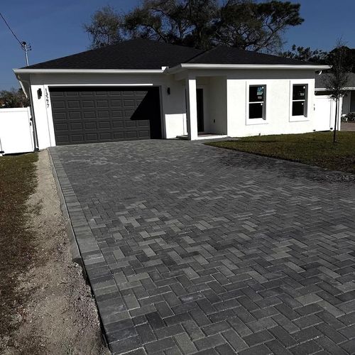 13277 Center Ave, LARGO, FL, 33773-1124 | Card Image