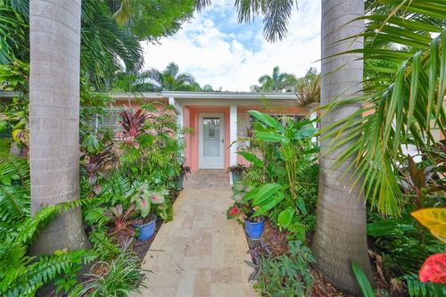 5934 115th Ln, SEMINOLE, FL, 33772-6654 | Card Image