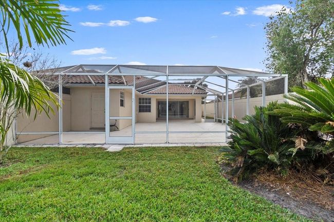 7747 Se Spicewood Cir, Home with 2 bedrooms, 2 bathrooms and null parking in Hobe Sound FL | Image 20