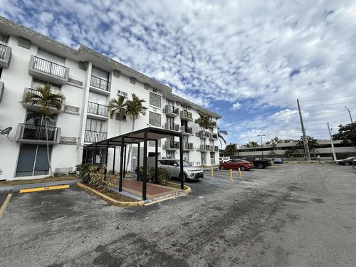 116-16450 Nw 2nd Ave, Miami, FL, 33169-6015 | Card Image