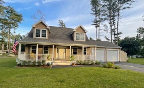 3 Evergreen Rd, Lakeville, MA, 02347-2316 | Card Image