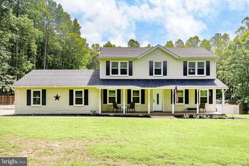 8301 Seays Rd, SPOTSYLVANIA, VA, 22551-3427 | Card Image