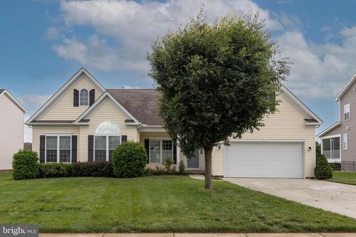 102 Abrams Pointe Blvd, WINCHESTER, VA, 22602-5610 | Card Image