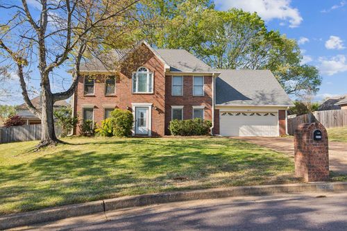 8842 Aspen View Cv, Cordova, TN, 38018-7651 | Card Image