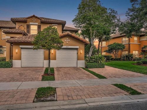 4-c-8025 Nw 127th Ln, Parkland, FL, 33076-4915 | Card Image