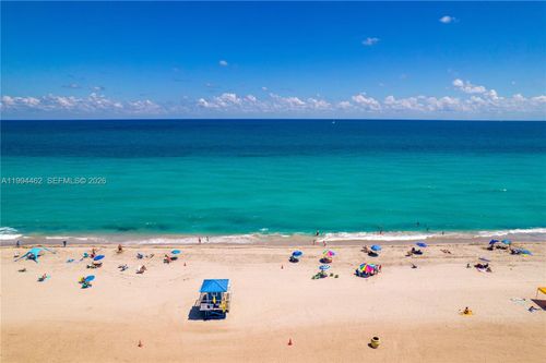 335 Virginia St, Hollywood, FL, 33019-2000 | Card Image