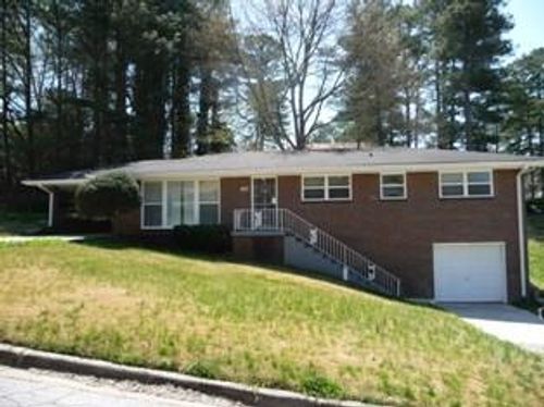 2798 Oldknow Dr Nw, ATLANTA, GA, 30318-7241 | Card Image