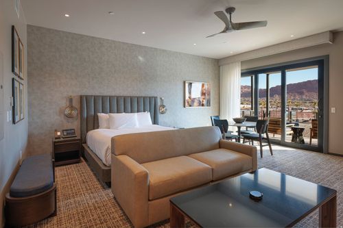 22294-1400 Black Desert Dr, Ivins, UT, 84738 | Card Image