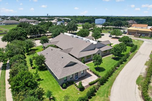 6200 Stone Hill Farms Pkwy, Flower Mound, TX, 75028-4312 | Card Image