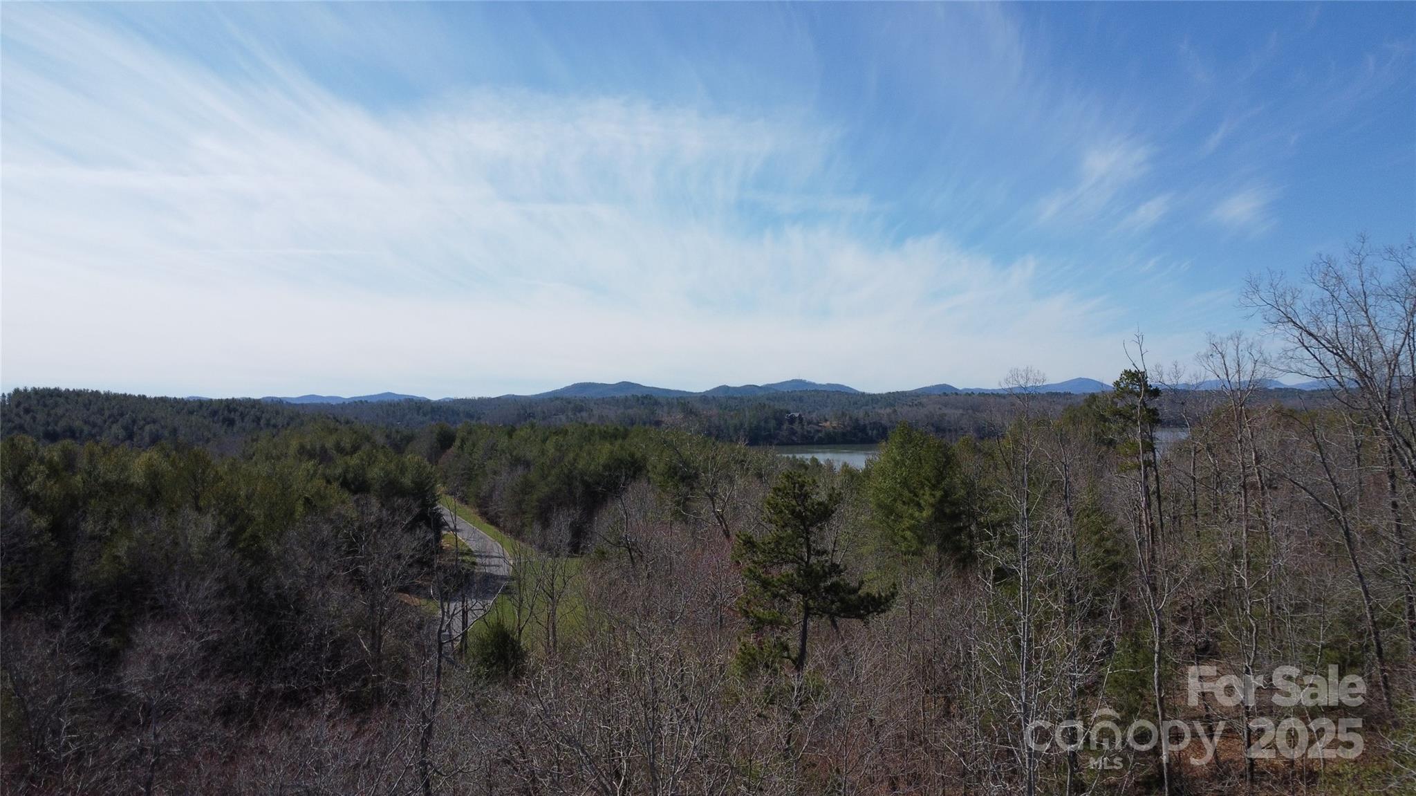 Land in Nebo