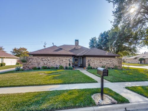 1724 Scottsdale Dr, Plano, TX, 75023-7427 | Card Image