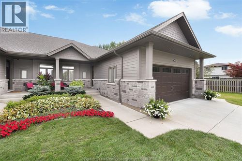 3935 Ora St, Windsor, ON, N9G0B3 | Card Image