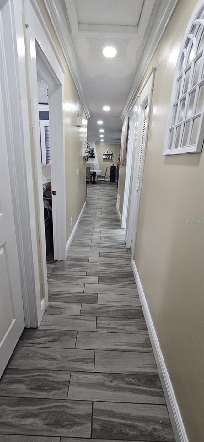 7515 Brookhaven Ct, House other with 5 bedrooms, 4 bathrooms and null parking in Tampa FL | Image 8