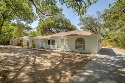 5307 Purington Avenue, Home with 4 bedrooms, 2 bathrooms and null parking in Fort Worth TX | Image 1