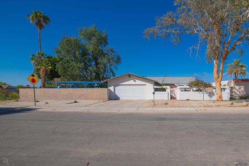 1846 E San Gabriel Dr, Yuma, AZ, 85365-3113 | Card Image