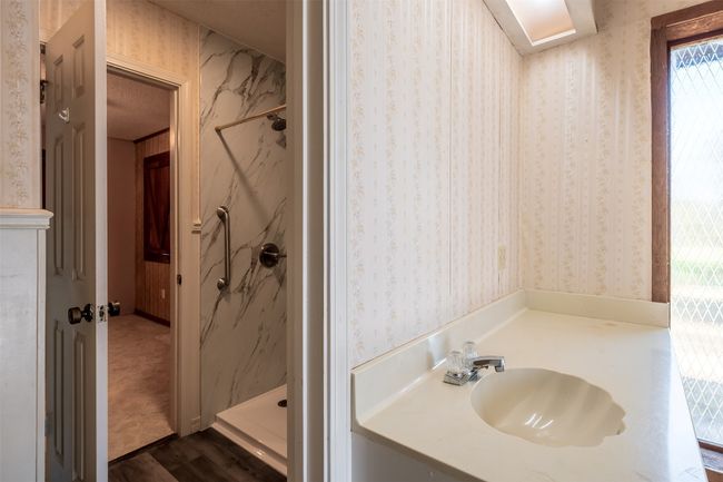 507 E Longview St, House other with 3 bedrooms, 3 bathrooms and null parking in Arp TX | Image 21