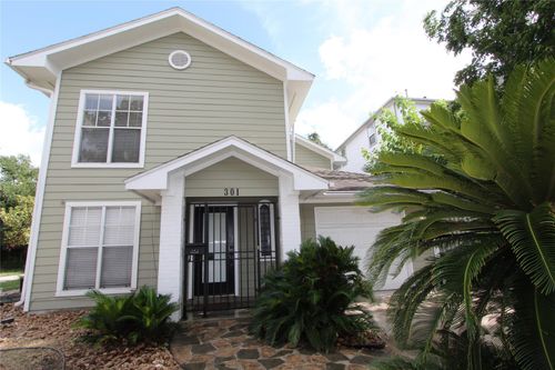 301 Willard St, Houston, TX, 77006-2143 | Card Image