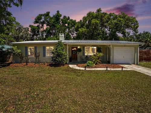 315 W 11th Ave, Mount Dora, FL, 32757-4216 | Card Image