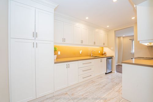 29-2301 Derry Rd W, Mississauga, ON, L5N2R4 | Card Image