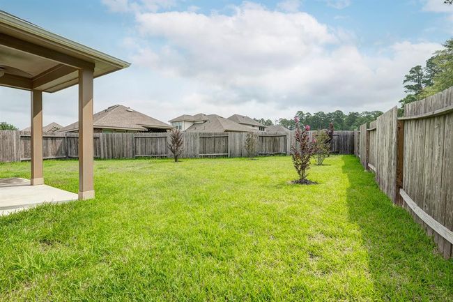 2811 Ridgecliff Ct, House other with 3 bedrooms, 2 bathrooms and 2 parking in Conroe TX | Image 14