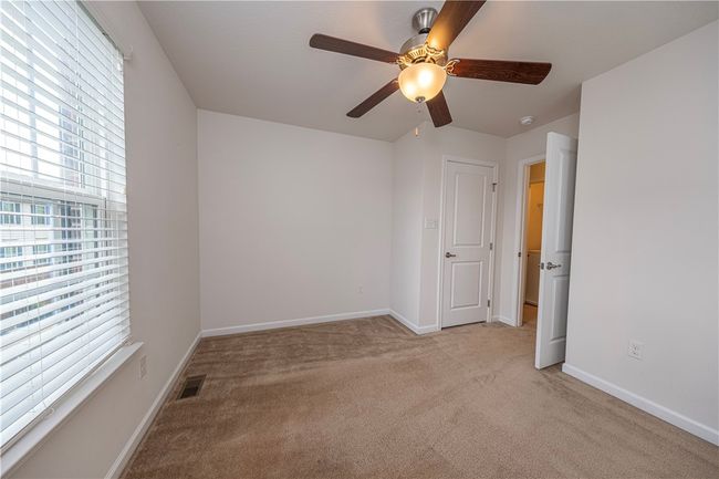 2801 Pointe View Dr, Townhouse with 3 bedrooms, 3 bathrooms and 2 parking in Mars PA | Image 22