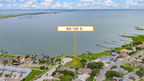 863 Cliff Dr, Portland, TX, 78374-3001 | Card Image