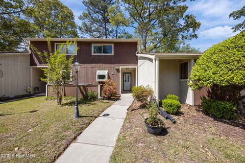 92 Quarterdeck Townes, New Bern, NC, 28562-3514 | Card Image