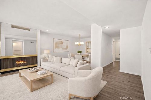 19309 Flowers Ct, Newhall, CA, 91321-1453 | Card Image