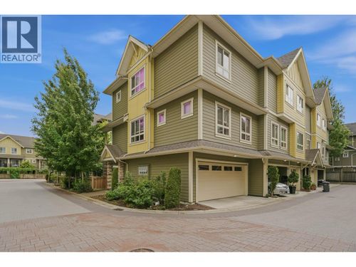 20-843 Ewen Avenue, New Westminster, BC, V3M0K6 | Card Image
