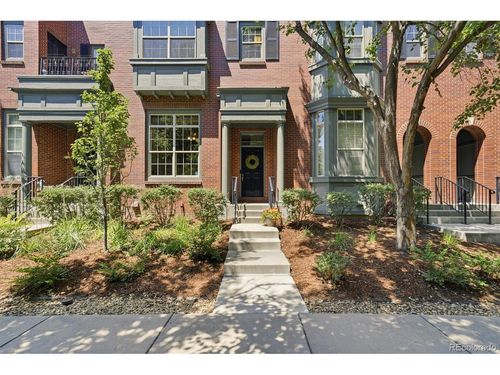 8705 E 29th Pl, Denver, CO, 80238 | Card Image