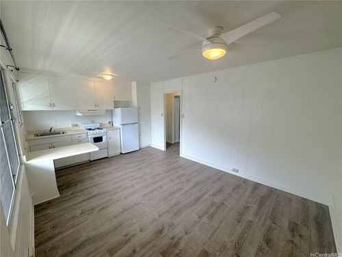 apt-4-2307 Fern St, Honolulu, HI, 96826-4246 | Card Image