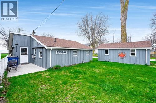 1040 Kerr Ave, Erieau, ON, N0P1A0 | Card Image