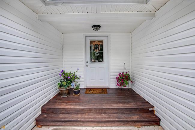 438 Applewood Ct, House other with 3 bedrooms, 2 bathrooms and 2 parking in Clarkesville GA | Image 5