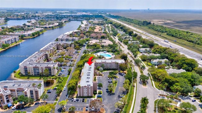 106 - 7711 Trent Dr, Condo with 2 bedrooms, 2 bathrooms and null parking in Tamarac FL | Image 20