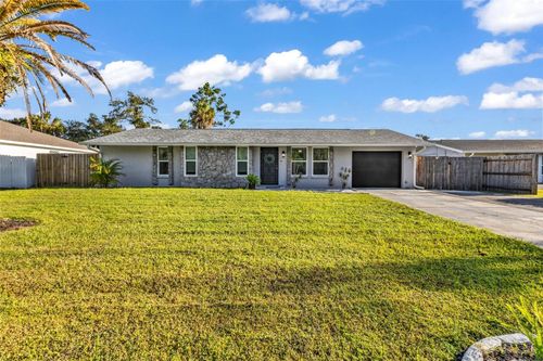 2562 Lakeshore Cir, PORT CHARLOTTE, FL, 33952-4116 | Card Image