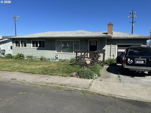 1831 E 14th St, The Dalles, OR, 97058-3305 | Card Image