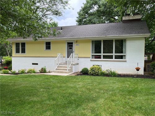 3252 Stanley Road, Fairlawn, OH, 44333 | Card Image