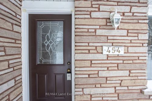 454 Victoria St N, Paisley, ON, N0G2N0 | Card Image