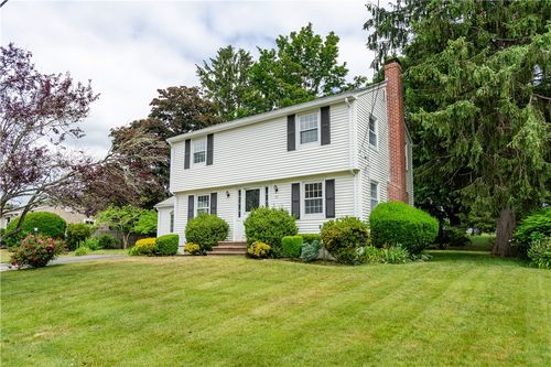 69 Douglas Rd, Warwick, RI, 02886-2730 | Card Image