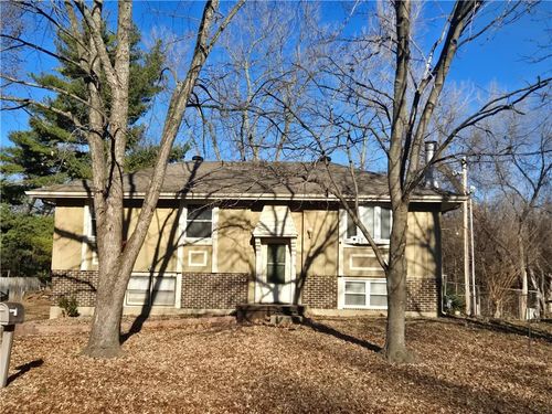 400 Se 21st St, Oak Grove, MO, 64075-9016 | Card Image