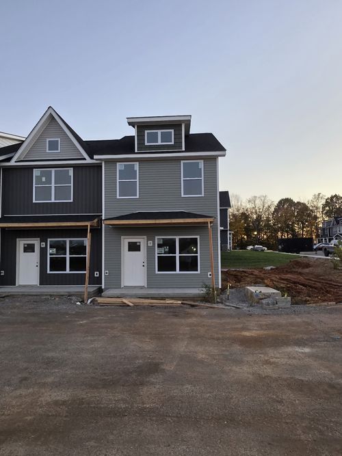 132 Front Ridge Cir, Clarksville, TN, 37040-7387 | Card Image