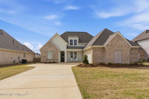 203 Baleigh Dr, Canton, MS, 39046-1270 | Card Image
