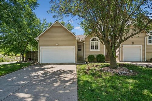 a-7102 N Kingston Court, Gladstone, MO, 64119 | Card Image