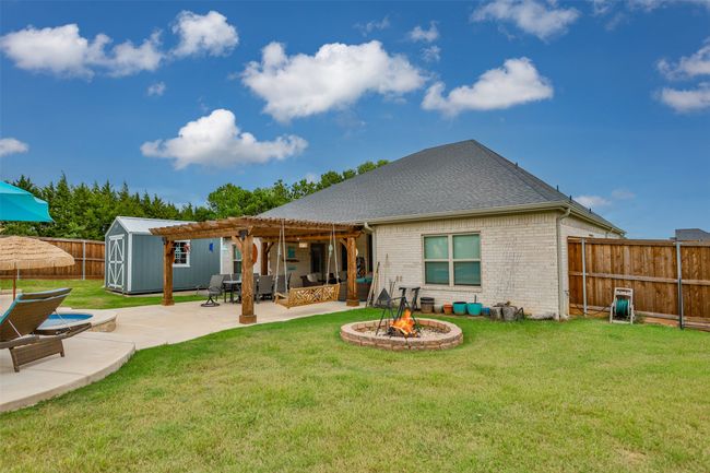 105 Cocopa Cv, House other with 4 bedrooms, 3 bathrooms and null parking in Lake Kiowa TX | Image 37