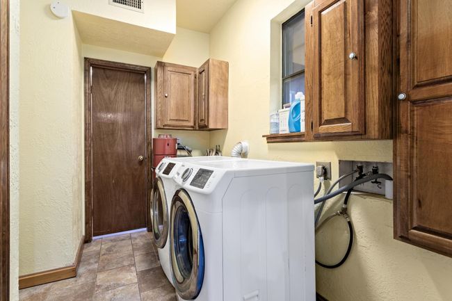 134 Sherwood Trl, House other with 4 bedrooms, 4 bathrooms and null parking in Silsbee TX | Image 25