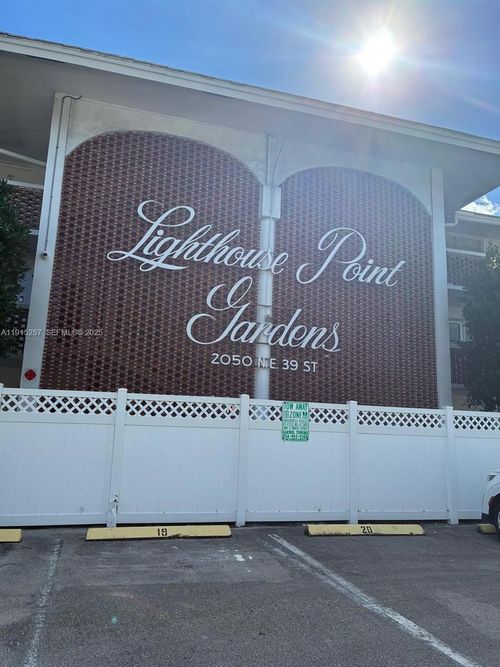 311-2050 Ne 39th St, Lighthouse Point, FL, 33064-7437 | Card Image