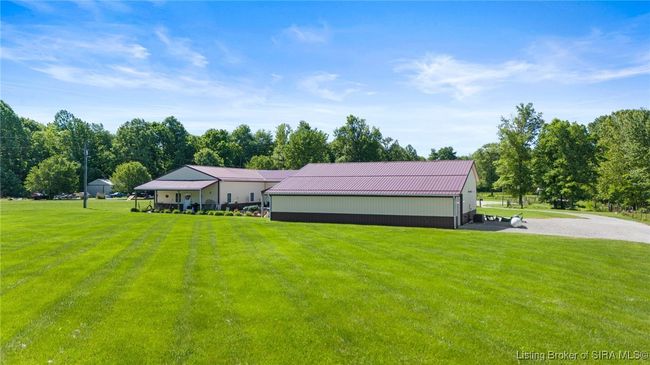 5628 E Polk Rd, Home with 3 bedrooms, 3 bathrooms and null parking in Lexington IN | Image 5