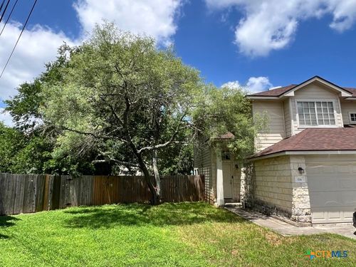 112-114 Cedargrove, San Marcos, TX, 78666-2265 | Card Image