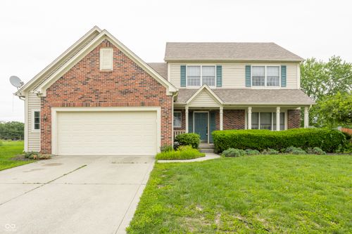 1101 Spanish Lake Dr, Avon, IN, 46123-8755 | Card Image